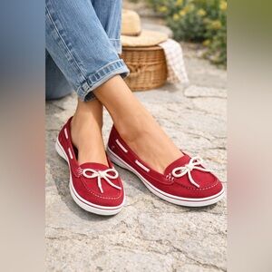 Grasshoppers Red Canvas Slip-On Loafers Boat Shoes Bow Tie Comfort Casual Size 8